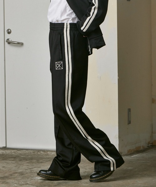 Calvin Klein（カルバン・クライン）の「Calvin Klein/カルバンクライン DBL KNIT STRIPE TRACKパンツ トラックパンツ（その他パンツ・メンズ・ブラック・S/XS/M）」の5枚目の写真