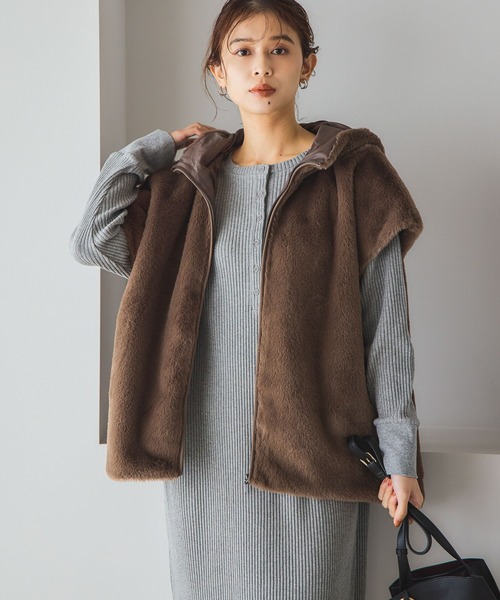 セール】フェイクファーフードベスト（ベスト）｜studio CLIP