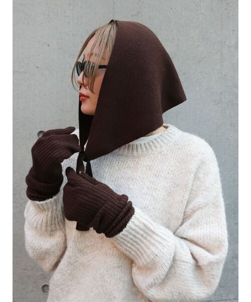 Ungrid(アングリッド)の「ニットスカーフミトンセット(手袋・レディース・レッド/ブラウン/グレー・FREE)」の5枚目の写真