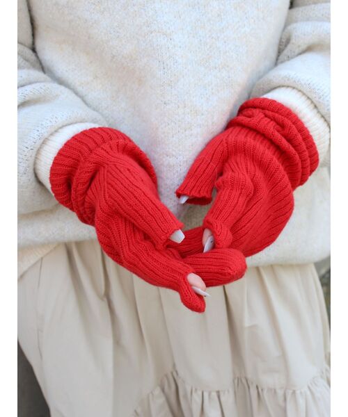 Ungrid(アングリッド)の「ニットスカーフミトンセット(手袋・レディース・レッド/ブラウン/グレー・FREE)」の9枚目の写真