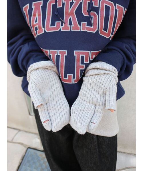 Ungrid(アングリッド)の「ニットスカーフミトンセット(手袋・レディース・レッド/ブラウン/グレー・FREE)」の14枚目の写真