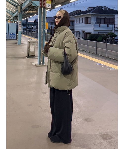 Ungrid(アングリッド)の「ニットスカーフミトンセット(手袋・レディース・レッド/ブラウン/グレー・FREE)」の17枚目の写真