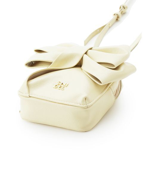 SNIDEL（スナイデル）の「リボンマルチショルダー&ケースセット（ショルダーバッグ・レディース・アイボリー/ブラック/キャメル/イエロー・F）」の18枚目の写真