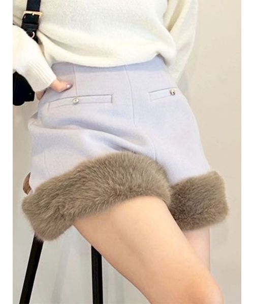 LILY BROWN（リリーブラウン）の「エコファ―ショートパンツ（その他パンツ・レディース・ホワイト/ブラック/ライトブルー・0/1）」の3枚目の写真