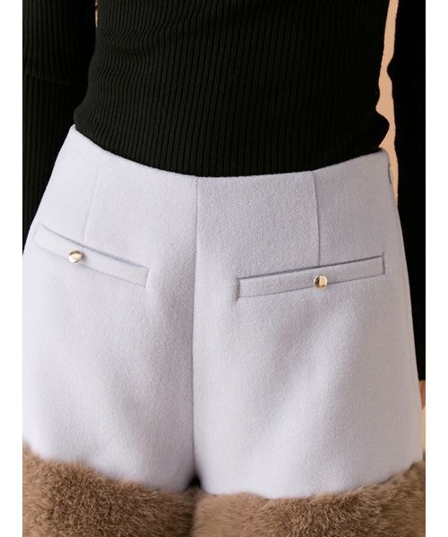 LILY BROWN（リリーブラウン）の「エコファ―ショートパンツ（その他パンツ・レディース・ホワイト/ブラック/ライトブルー・0/1）」の14枚目の写真