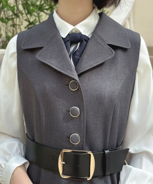 an another angelus(アンアナザーアンジェラス)の「ベルト付きウールライク開衿ジレワンピース(ワンピース・レディース・ブラウン/グレー・FREE)」の20枚目の写真