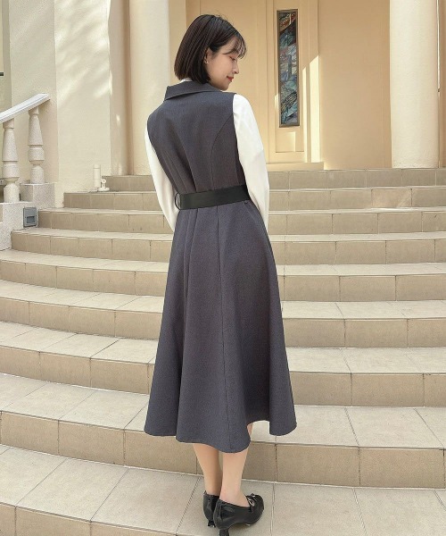 an another angelus(アンアナザーアンジェラス)の「ベルト付きウールライク開衿ジレワンピース(ワンピース・レディース・ブラウン/グレー・FREE)」の21枚目の写真