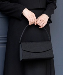 CARETTE（カレット）の「「米沢織」の日本製 ブラックバッグ【喪服 礼服 ブラックフォーマル】（ハンドバッグ）」