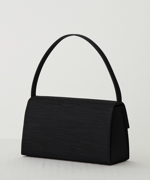 CARETTE(カレット)の「「米沢織」の日本製 ブラックバッグ【喪服 礼服 ブラックフォーマル】(ハンドバッグ・レディース・ブラック・FREE)」の13枚目の写真