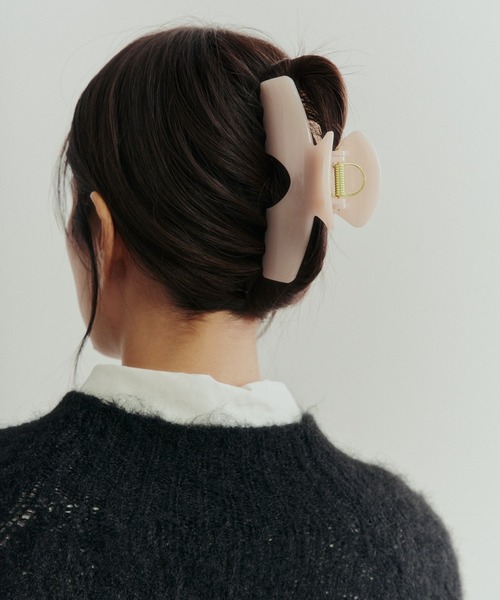 Libra Cue(リブラ キュー)の「ヘアクリップ(バレッタ/ヘアクリップ・レディース・ボルドー/ピンク/グリーン/ブラウン/ブラック・FREE)」の4枚目の写真