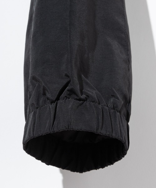 HUF（ハフ）の「HUF ALL CAPS SHELL JACKET ハフ オールキャップス ナイロンジャケット（ナイロンジャケット・メンズ・ブラック・SMALL/MEDIUM/X-LARGE/LARGE）」の6枚目の写真