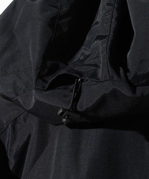 HUF（ハフ）の「HUF ALL CAPS SHELL JACKET ハフ オールキャップス ナイロンジャケット（ナイロンジャケット・メンズ・ブラック・SMALL/MEDIUM/X-LARGE/LARGE）」の8枚目の写真