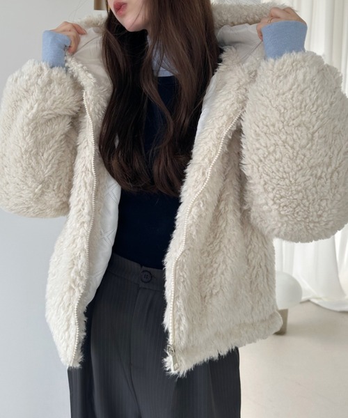 Ada.(エイダ)の「もこもこ ボア フーディ ブルゾン(その他アウター・レディース・ブラック/アイボリー/ブラウン/グレー・FREE)」の11枚目の写真
