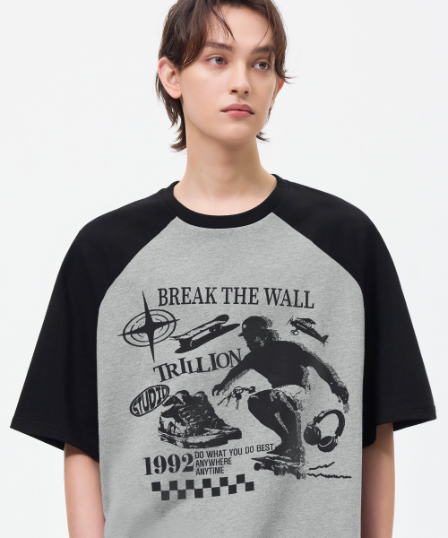 TRILLION(トリリオン)の「スケートボードピグメントグラフィックレグラン半袖_ブラック(Tシャツ/カットソー・レディース・その他・LARGE/X-LARGE/MEDIUM)」の3枚目の写真