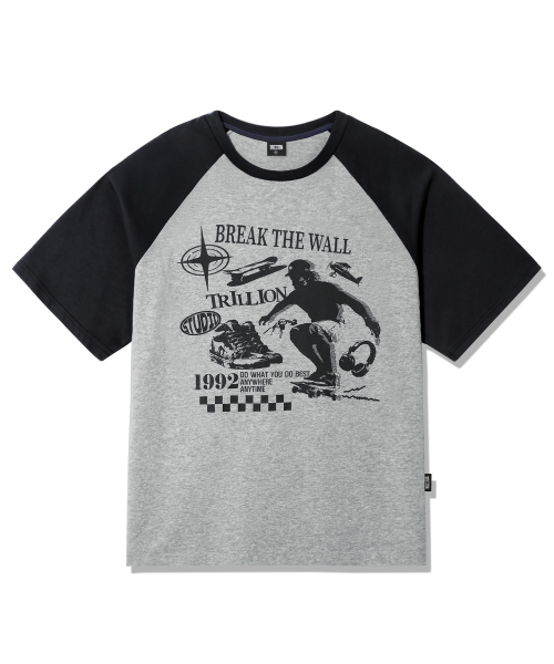 TRILLION(トリリオン)の「スケートボードピグメントグラフィックレグラン半袖_ブラック(Tシャツ/カットソー・レディース・その他・LARGE/X-LARGE/MEDIUM)」の4枚目の写真
