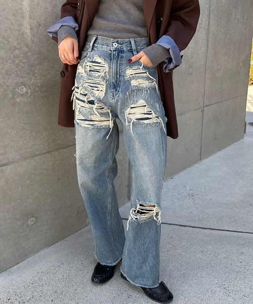 Ameri（アメリ）の「UND HARD DAMAGE LOOSE DENIM（デニムパンツ