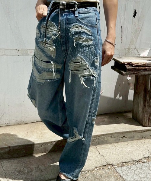 UND HARD DAMAGE LOOSE DENIM（デニムパンツ）｜Ameri（アメリ）の