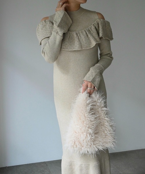 WILLFULLY(ウィルフリー)の「shoulder slit frill mermaid knit OP(ワンピース・レディース・タン/ブラック・L/FREE)」の6枚目の写真