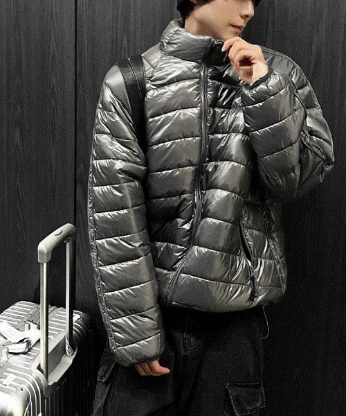 COSYHARU（コシハル）の「軽量ショートパディング（ダウンジャケット/コート・メンズ・シルバー・FREE）」の6枚目の写真