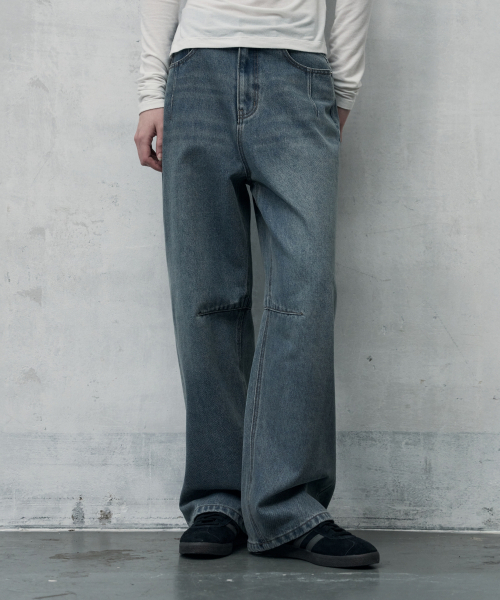LEATHERY（レザリー）の「バルーンフィットワイドデニムパンツ [ライトブルー]（デニムパンツ・レディース・その他・SMALL/LARGE/MEDIUM）」の2枚目の写真