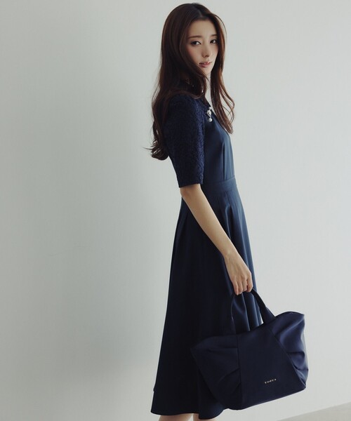 TOCCA(トッカ)の「LACE A LA CARTE HALF SLEEVE ドレス(ワンピース・レディース・ネイビー系/ブラウン系・0/2/4/6/00)」の21枚目の写真