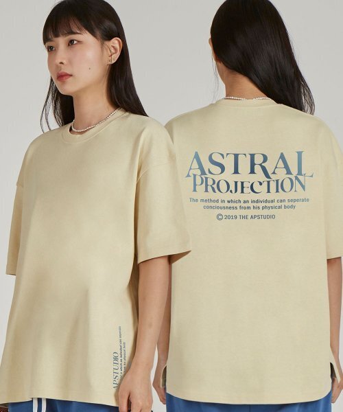 ASTRAL PROJECTION(アストラルプロジェクション)の「グラデーションレタリングラウンドネック15番手綿半袖Tシャツ_バター(Tシャツ/カットソー・レディース・その他・LARGE/X-LARGE/XX-LARGE)」の1枚目の写真