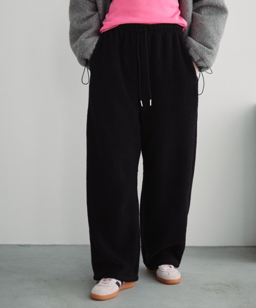 Auntie Rosa Holiday（アンティローザホリデー）の「ボアフリースボリュームパンツ（その他パンツ・レディース・ベージュ/ブラック・FREE）」の2枚目の写真