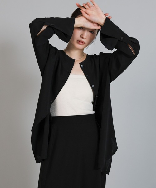 select MOCA Et(セレクトモカエト)の「【Et】Button Design Wide Cuff Blouse(シャツ/ブラウス・レディース・ブラック/ホワイト・FREE)」の2枚目の写真