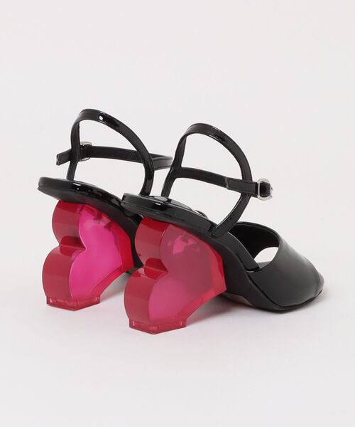 Jeffrey Campbell（ジェフリーキャンベル）の「ハートヒールサンダル（サンダル・レディース・ブラック・36/35/39/38/37）」の2枚目の写真