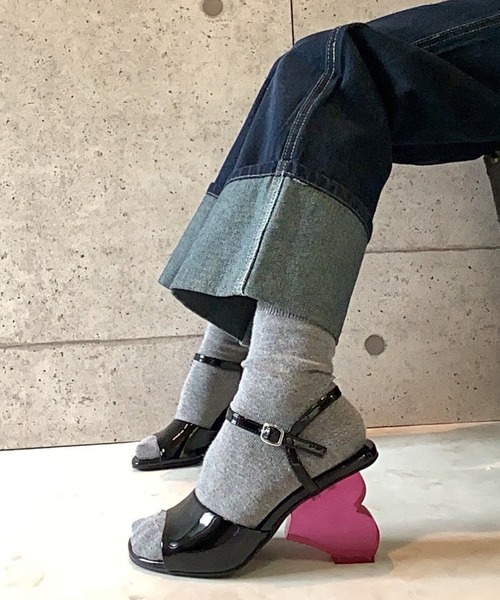 Jeffrey Campbell（ジェフリーキャンベル）の「ハートヒールサンダル（サンダル・レディース・ブラック・36/35/39/38/37）」の8枚目の写真