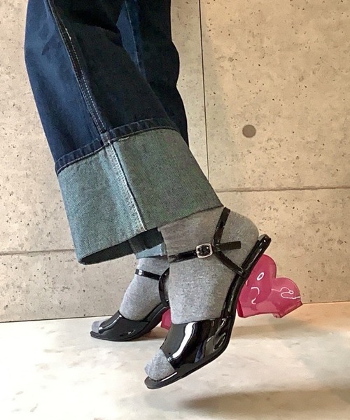 Jeffrey Campbell（ジェフリーキャンベル）の「ハートヒールサンダル（サンダル・レディース・ブラック・36/35/39/38/37）」の9枚目の写真