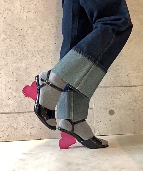 Jeffrey Campbell（ジェフリーキャンベル）の「ハートヒールサンダル（サンダル・レディース・ブラック・36/35/39/38/37）」の11枚目の写真