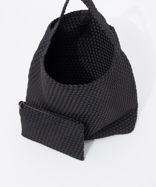 NAGHEDI(ナゲディ)の「NAGHEDI Nomad Large Hobo ナケディ メッシュ ノマド ラージ ホーボー トートバッグ(トートバッグ・レディース・ベージュ/ブラック/クリーム・FREE)」の13枚目の写真