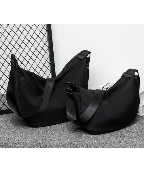 WYZ wear（ダブリューワイジィーウェア）の「【2サイズ展開】2WAYナイロンショルダーバッグ/ユニセックス（ショルダーバッグ・メンズ・ブラック系その他/ブラック・L/M）」の16枚目の写真