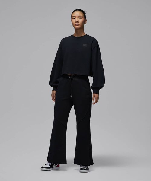 JORDAN BRAND（ジョーダンブランド）の「ジョーダン フライト フリース ウィメンズ モッドクロップ クルーネック スウェットシャツ / Jordan Flight Fleece Women's Mod-Crop Crew-Neck Sweatshirt IF1007-010 Black（スウェット・レディース・ブラック・XL/M/XS/L/S）」の5枚目の写真