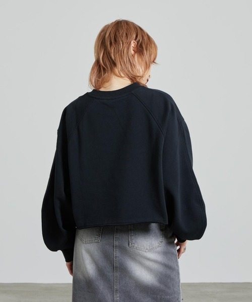 JORDAN BRAND（ジョーダンブランド）の「ジョーダン フライト フリース ウィメンズ モッドクロップ クルーネック スウェットシャツ / Jordan Flight Fleece Women's Mod-Crop Crew-Neck Sweatshirt IF1007-010 Black（スウェット・レディース・ブラック・XL/M/XS/L/S）」の7枚目の写真