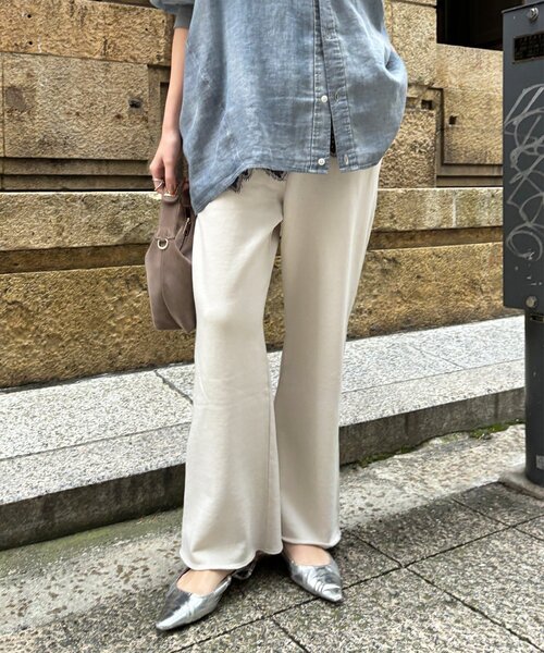 DouDou（ドゥドゥ）の「ピグメント加工裏毛フレアパンツ（その他パンツ・レディース・ブラック/アイボリー・TM/FREE）」の11枚目の写真