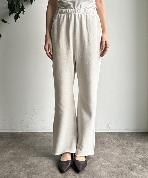 DouDou（ドゥドゥ）の「ピグメント加工裏毛フレアパンツ（その他パンツ・レディース・ブラック/アイボリー・TM/FREE）」の12枚目の写真