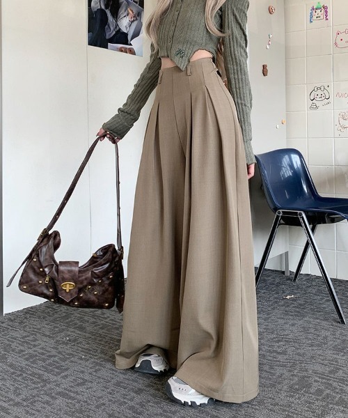 Flugge(フラッジー)の「ワイドタックパンツ(スラックス・レディース・ブラック/グレー・LARGE/MEDIUM)」の9枚目の写真