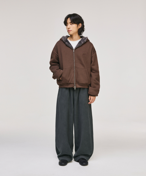 SIGNATURE（シグネチャ）の「ワイドポラポリストレーニングパンツ[チャコール]（スウェットパンツ・レディース・その他・M/L）」の3枚目の写真