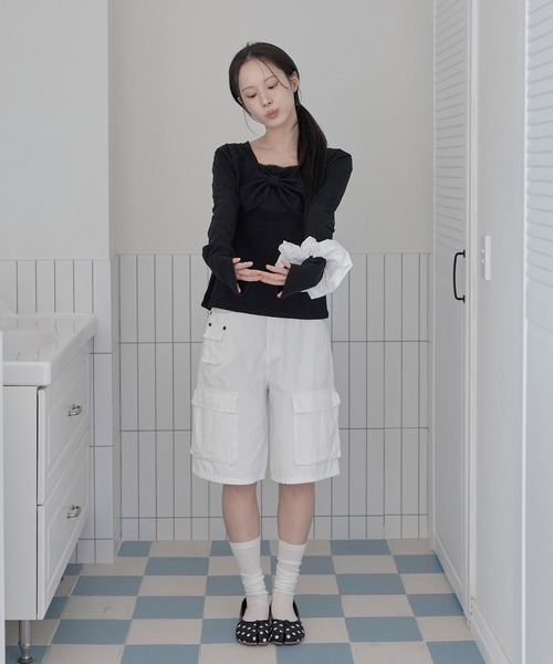 UNE MANSION(ユヌマンション)の「【UNE ORIGINAL】フロントラブリーリボンフリルリブTシャツカットソー(Tシャツ/カットソー・レディース・ブラック/ライトグレー/ホワイト・MEDIUM/SMALL)」の19枚目の写真