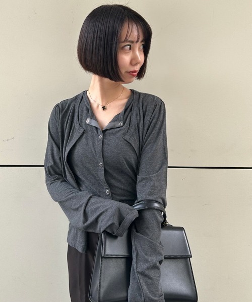 Henon.(ヘノン)の「カットレイヤードカーディガン(カーディガン/ボレロ・レディース・グレー/ブラック/ブラウン・F)」の1枚目の写真