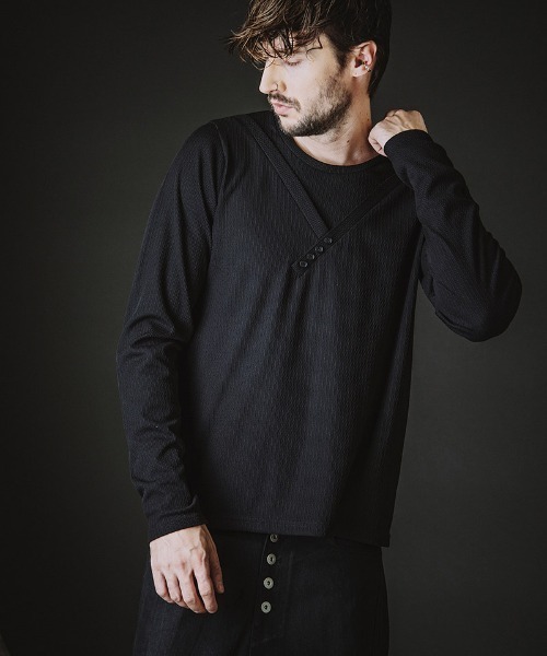 NO ID.(ノーアイディ)の「mlt5582-イレギュラーネックPO プルオーバー(858006-406T)(Tシャツ/カットソー・メンズ・ホワイト/グレー/ブラック・1/2)」の10枚目の写真