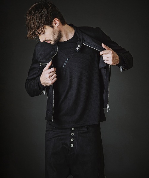 NO ID.(ノーアイディ)の「mlt5582-イレギュラーネックPO プルオーバー(858006-406T)(Tシャツ/カットソー・メンズ・ホワイト/グレー/ブラック・1/2)」の12枚目の写真