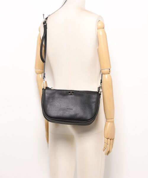 inter-chaussures（インターショシュール）の「【RIPANI】フロントポケット2WAYバッグ(Q66410)（ハンドバッグ・レディース・ベージュ/ブラック・ALL）」の7枚目の写真