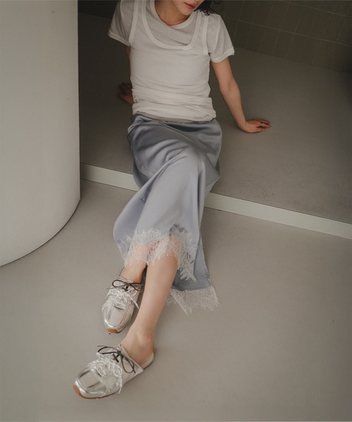 KOBE LETTUCE（コウベレタス）の「選べる2タイプミディorロング裾レースサテンスカート（スカート・レディース・ブラック/ベージュ/サックスブルー/ミント・LONG/MEDIUM）」の21枚目の写真