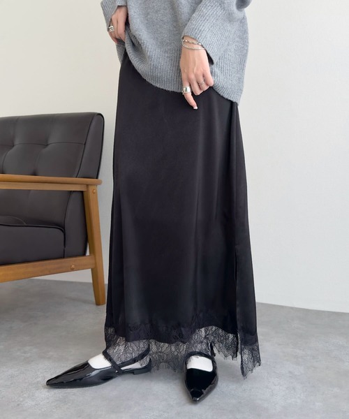 KOBE LETTUCE（コウベレタス）の「選べる2タイプミディorロング裾レースサテンスカート（スカート・レディース・ブラック/ベージュ/サックスブルー/ミント・LONG/MEDIUM）」の6枚目の写真