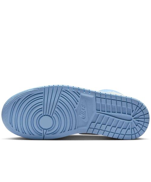 JORDAN BRAND(ジョーダンブランド)の「エア ジョーダン 1 MID ウィメンズシューズ / Air Jordan 1 Mid Women's Shoes BQ6472-402 Psychic Blue(スニーカー・レディース・スカイブルー・22.5/22/26/25.5/25/24.5/24/23.5/23)」の8枚目の写真