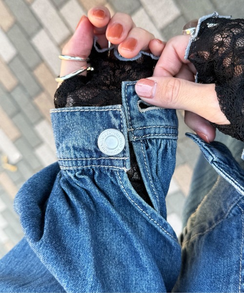 DOUBLE NAME(ダブルネーム)の「スカーフSET オーバーウイングデニムジャケット(カーディガン/ボレロ・レディース・インディゴブルー/ネイビー・FREE)」の6枚目の写真