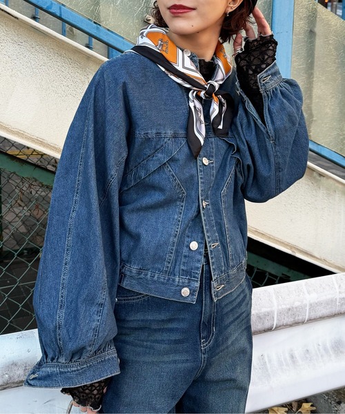 DOUBLE NAME(ダブルネーム)の「スカーフSET オーバーウイングデニムジャケット(カーディガン/ボレロ・レディース・インディゴブルー/ネイビー・FREE)」の7枚目の写真